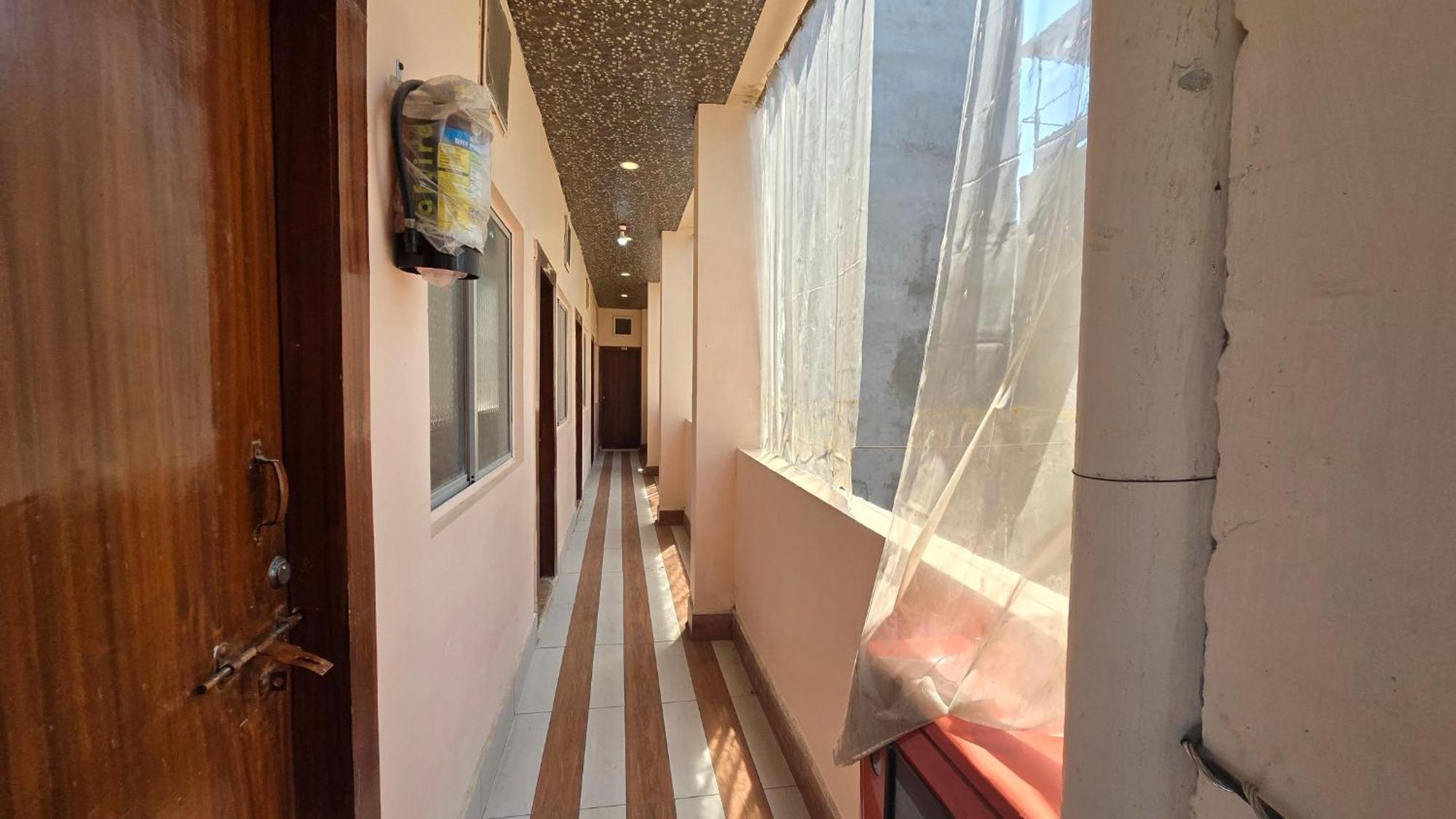 Hotel Maheshwari Green'S Ujjain Exteriör bild